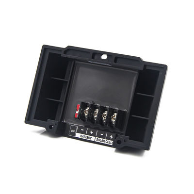 12A 12V 24V Akıllı PWM Güneş Şarj Kontrolörü El Kitabı LiFePO4 Pil Uyumlu