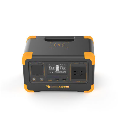 Güneş depolama için taşınabilir lityum pil güç paketi çıkış AC/DC/USB ile