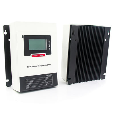 İyi bir fiyat. 700W PV Giriş 50A DC DC Şarj cihazı IP32 Koruma 12V Akü şarj cihazı çevrimiçi